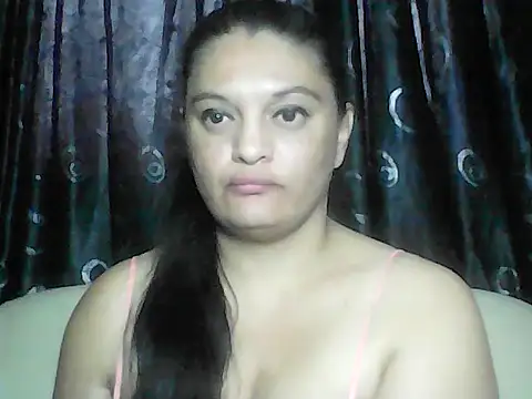 sweetnessangel (F milf) - squirt and dildo fuck outside