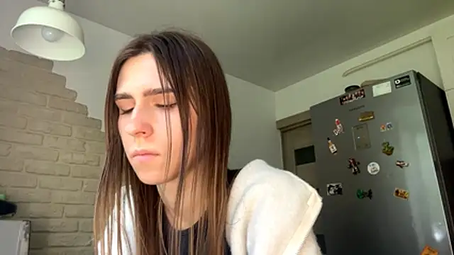 ZaraGuyette webcam