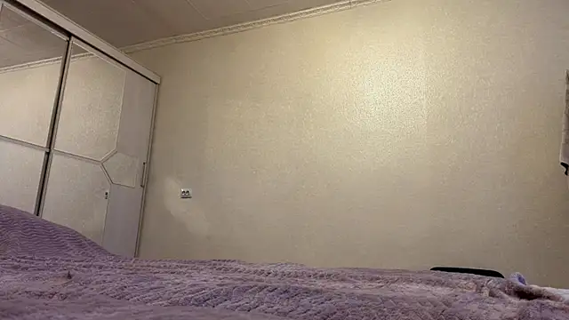 LivianDivorce webcam