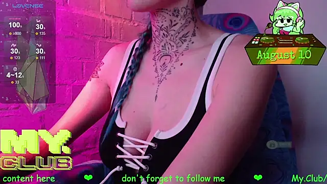 Witch_Emma webcam