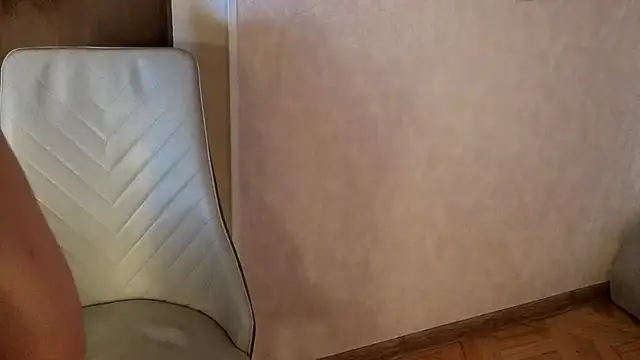 NoFace_Model live cam on StripChat