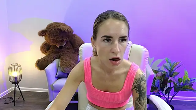 DeboraHorny webcam