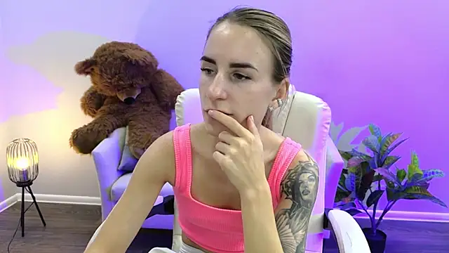 DeboraHorny webcam