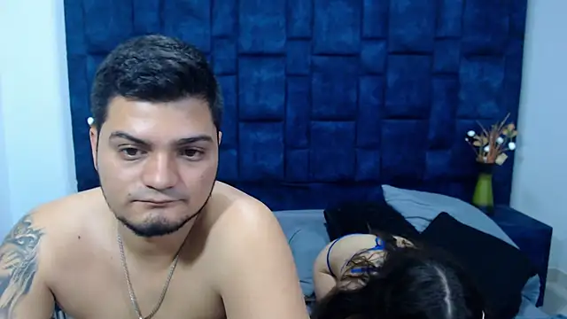 GroupNoLimits Live Webcam on Stripchat