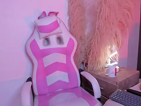 CristineRainn_ webcam