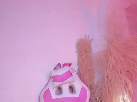 CristineRainn_ webcam