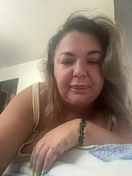 MikyVesela webcam