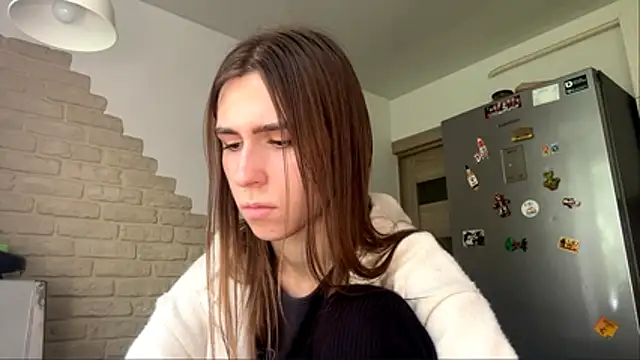 ZaraGuyette webcam