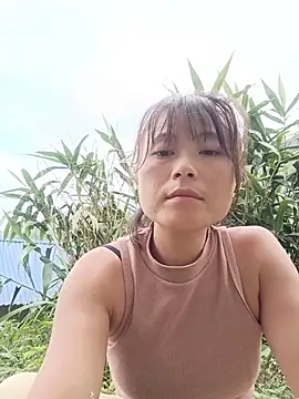 Linda-yiyi webcam