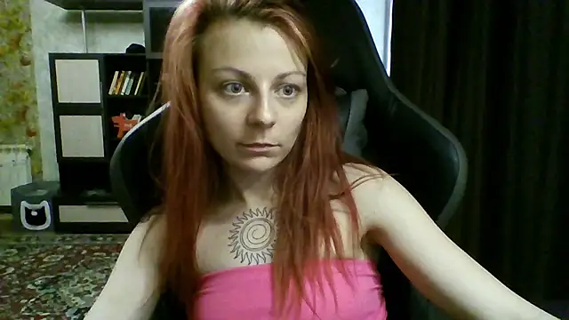 SeleneMur webcam