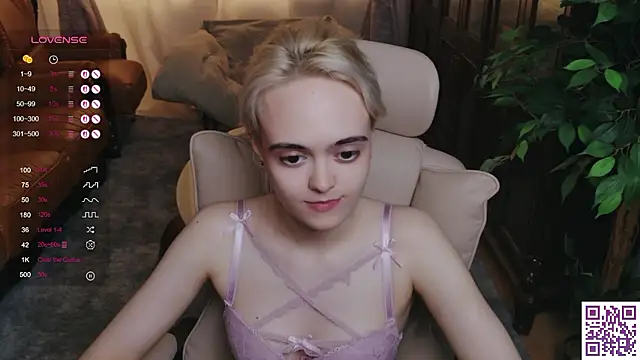 Oxcy_Secret webcam