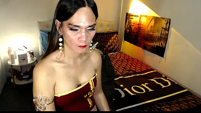 NinaDOM4CUM webcam