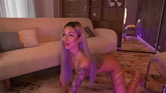 ArianaXO_ webcam