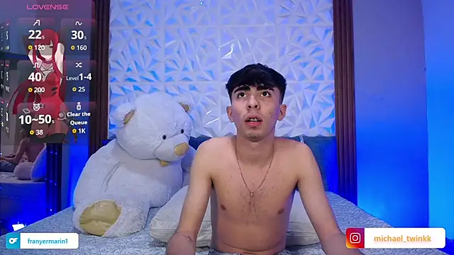 Michael_and_twinkk webcam