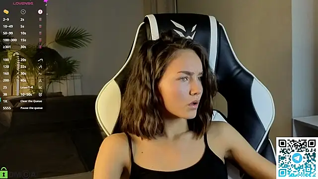 Leslie_Scott webcam