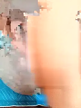 Mona8386 webcam