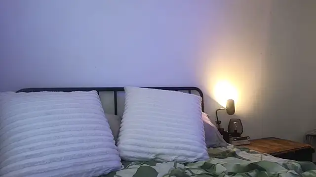 TopsyWilde webcam