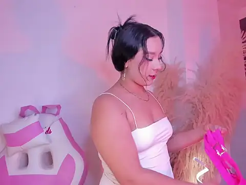 CristineRainn_ webcam