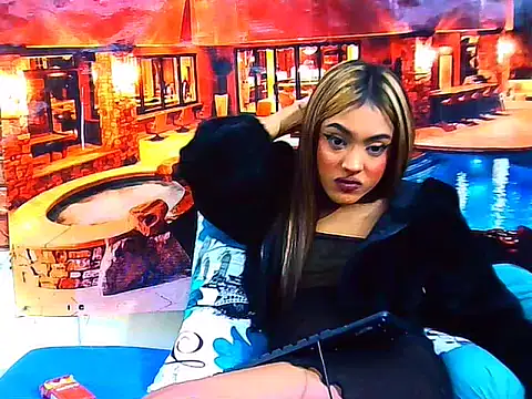 IndianPretty14u2Luv webcam