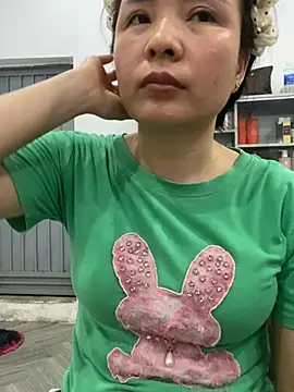 Ivy_Trix2 webcam