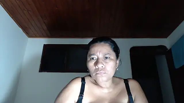 adrixxx38 webcam