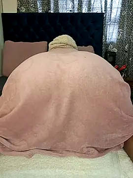 BootyCallEver webcam