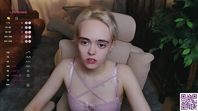 Oxcy_Secret webcam