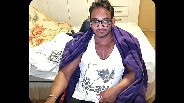 Theothermofo1 live cam on 