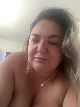 MikyVesela webcam