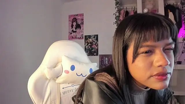 meganthompsonn22 webcam