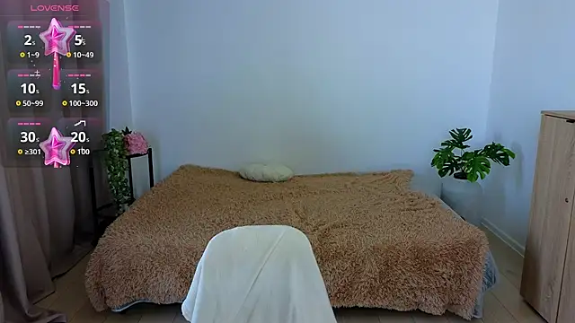 Nika_Light webcam