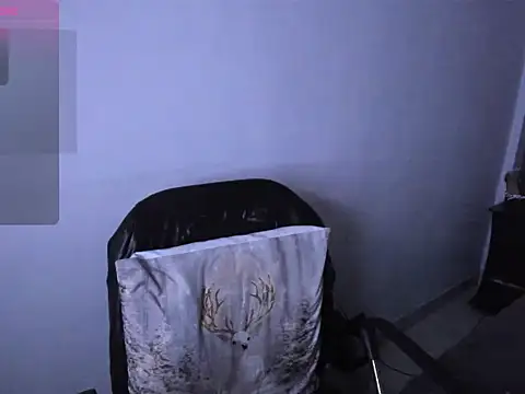Pauline_Fox webcam