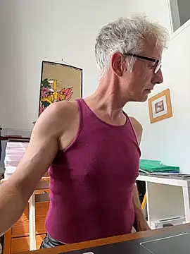 SexyLeon8 webcam