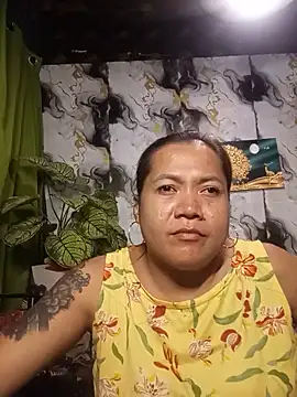 TabooSHOWgirl18 webcam