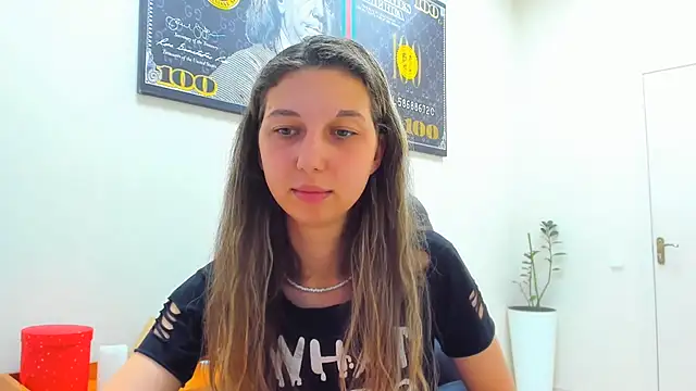 Ellina_Star webcam