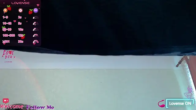 ElaraJons webcam