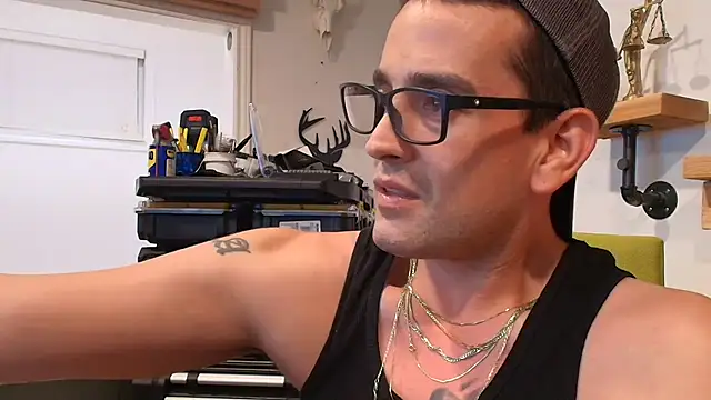 HoT_sHoT_357 webcam