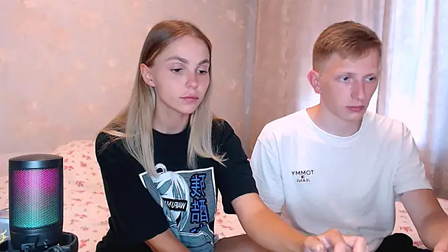 juliaanddima webcam