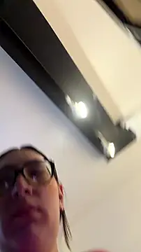 NiickyJones webcam