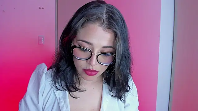 LuisaGranados webcam