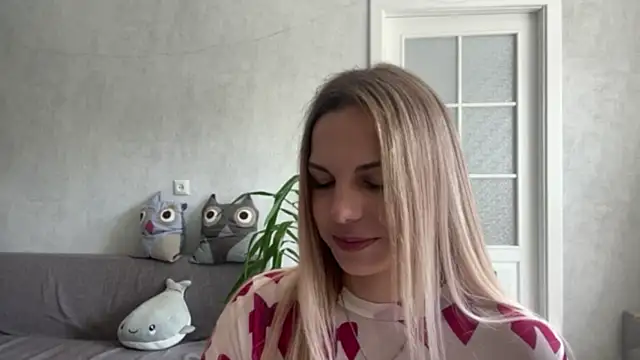 LaraineDomebo