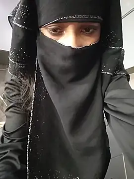 Noorkhatoon live cam