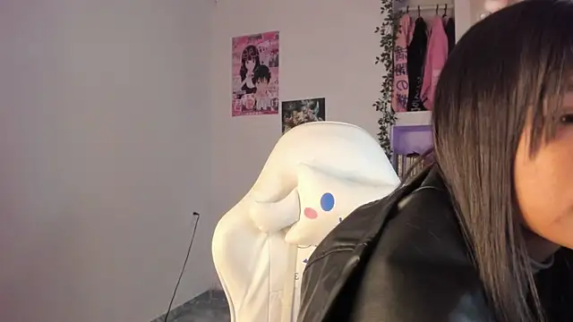 meganthompsonn22 webcam