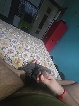 chocolate_boy99 webcam