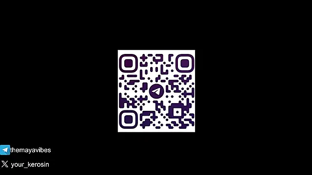 Maya_Rave webcam