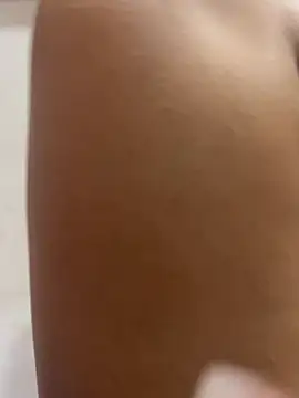 Snowygirl11 webcam