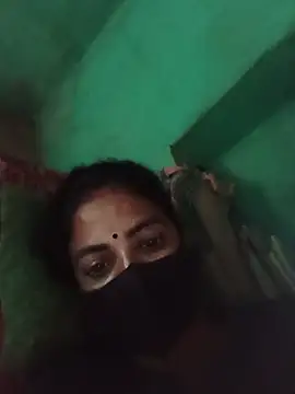 Suneeta2030 webcam
