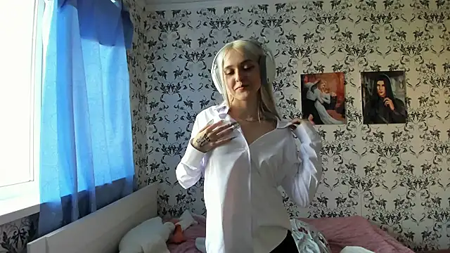 AriaArina webcam