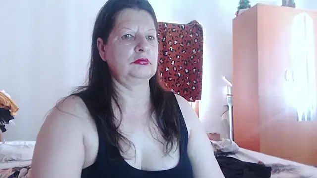 Live-Webcam-Vorschaubild von ExtasyMature mit #girls und #hd