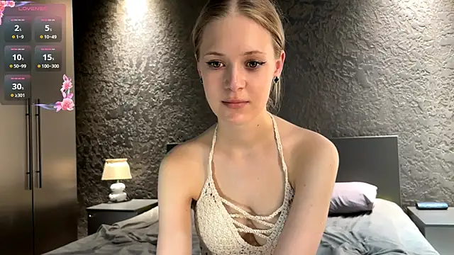 ZaidaSchwarten live sex cam